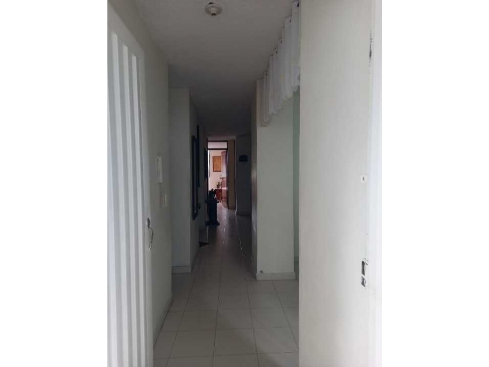 SE VENDE APARTAMENTO EN CENTRO DE CALARCÁ