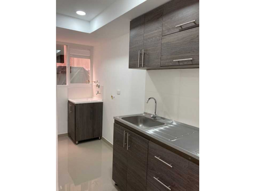 SE VENDE APARTAMENTO EN CONJUNTO RESIDENCIAL ARRAYANES