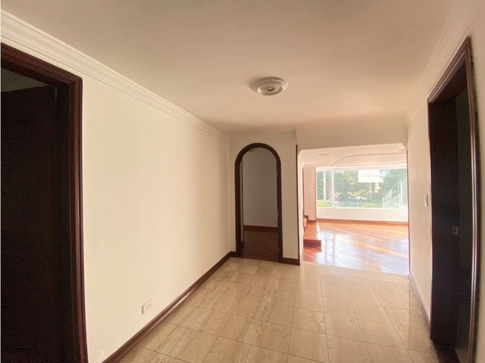 Se VENDE apartamento El Refugio 178m2