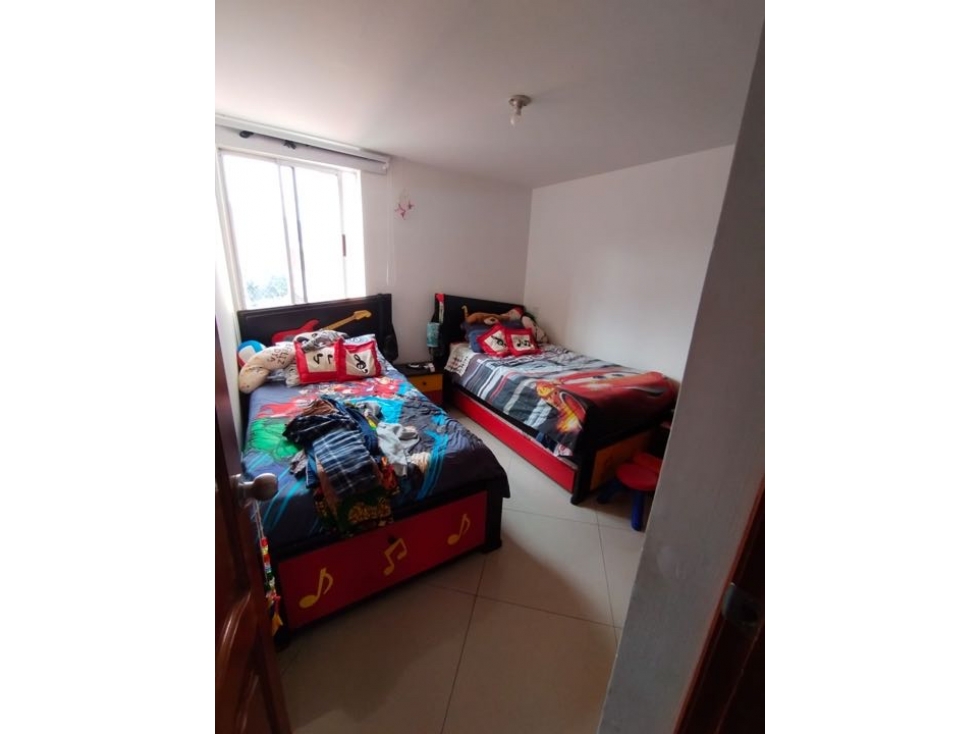 SE VENDE APARTAMENTO EN LAURELES