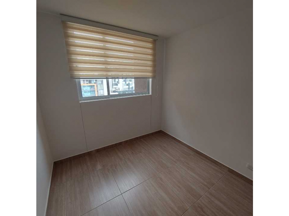 SE VENDE APARTAMENTO ( PARA ESTRENAR ) AV 19 NORTE .