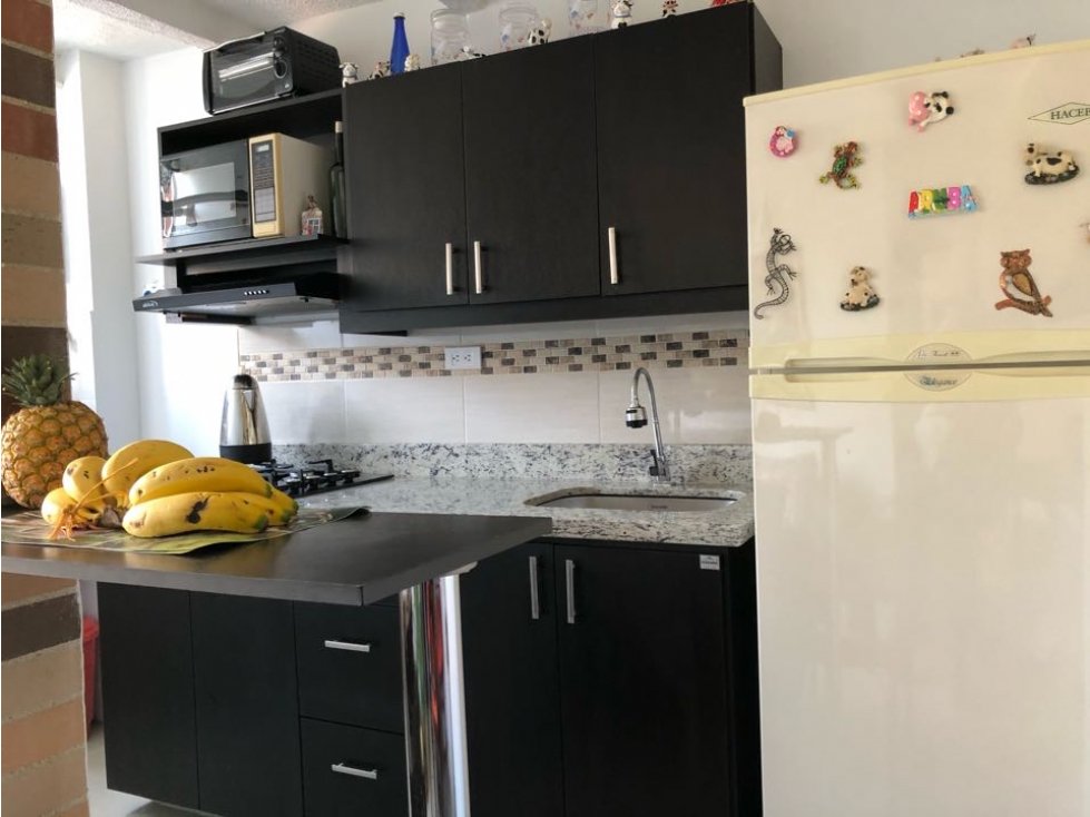 SE VENDE APARTAMENTO RODEO ALTO