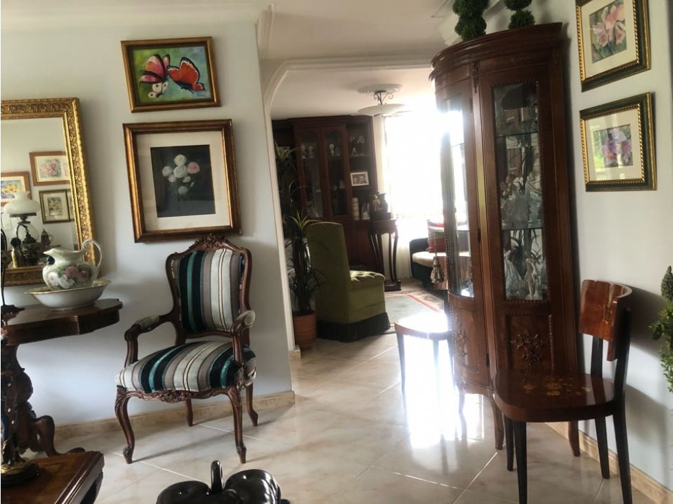 SE VENDE APARTAMENTO SAN JOAQUÍN