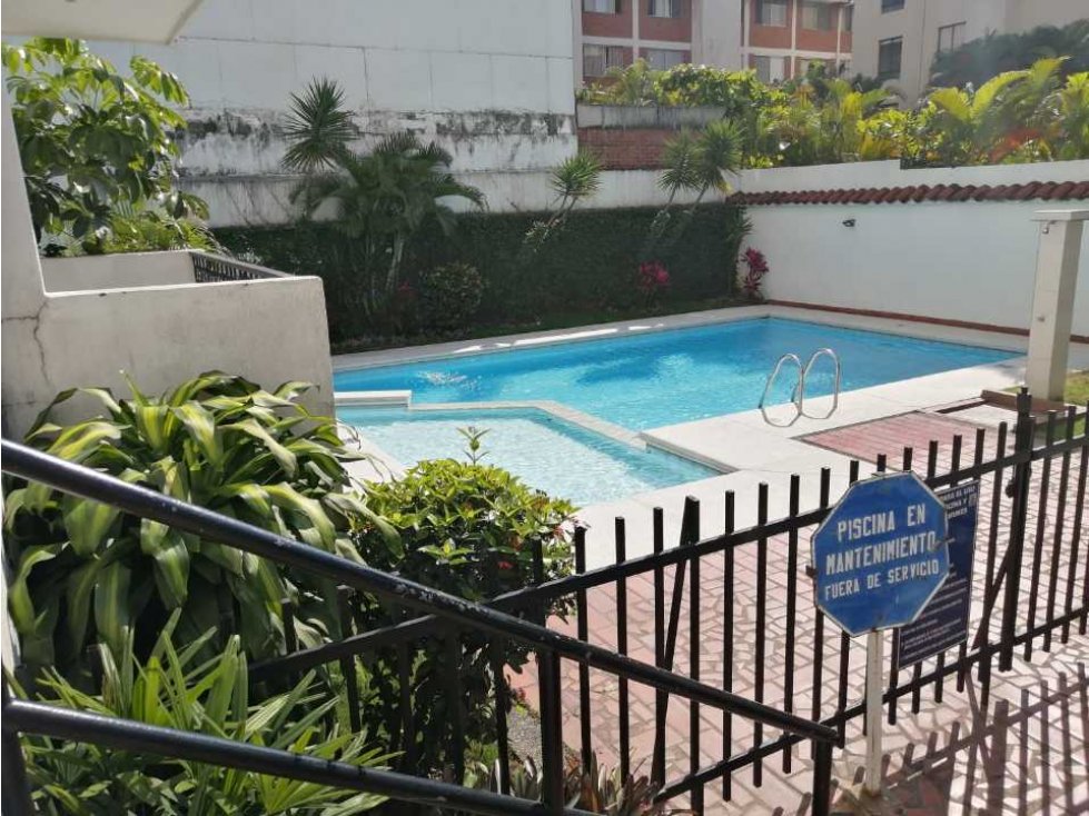 SE VENDE APARTAMENTO SUR PREFERENCIAL, EL REFUGIO. A