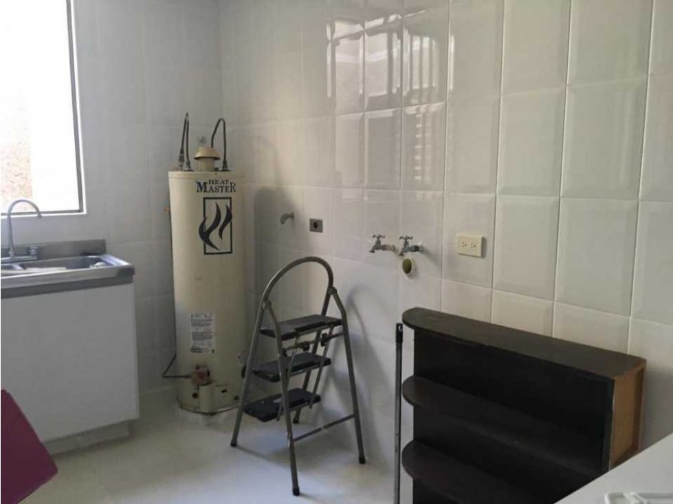 SE VENDE / ARRIENDA APARTAMENTO EN ALTO PRADO