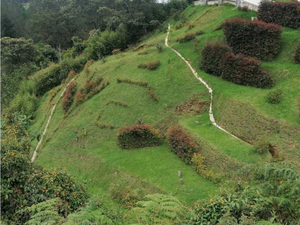 SE VENDE CASA CAMPESTRE ALTO DE LAS PALMAS