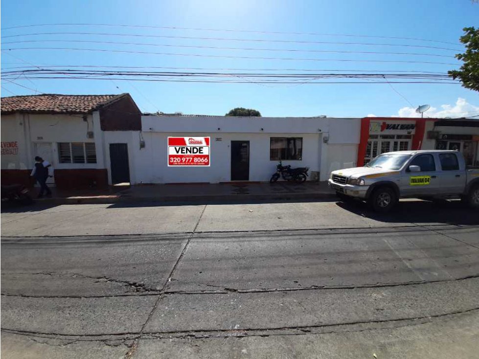 SE VENDE CASA COMERCIAL CRR 11