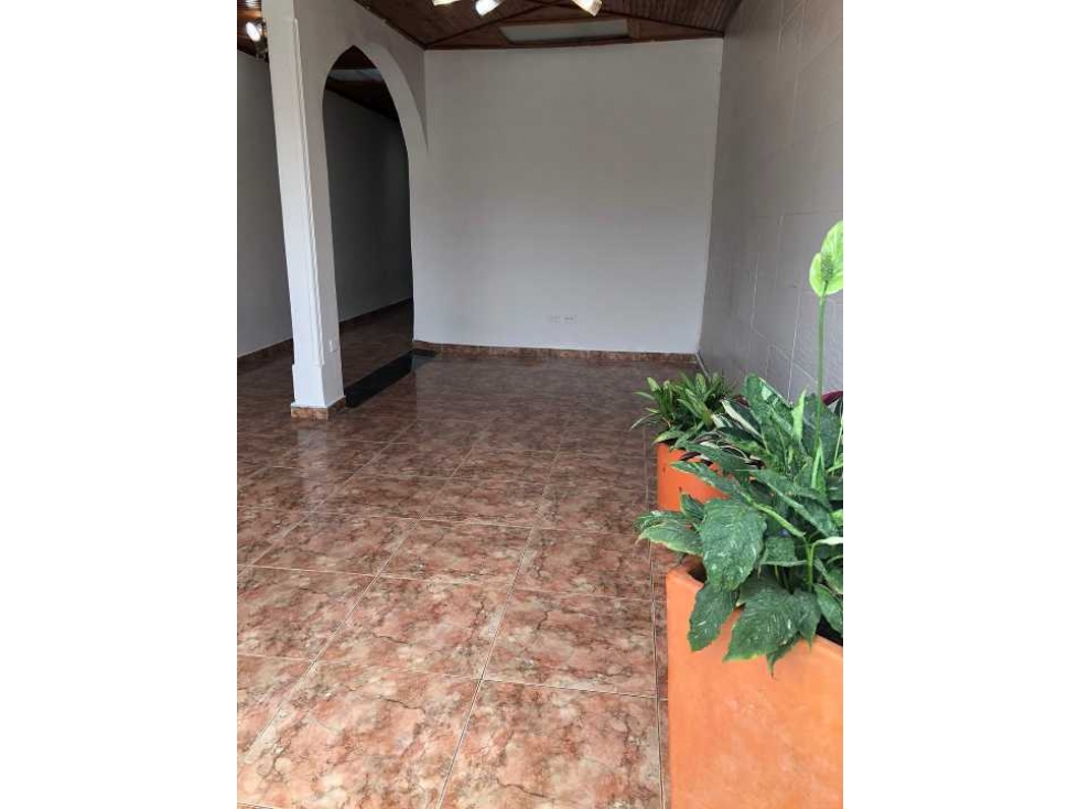 Se vende casa en el occidente de 3 habitaciones en Armenia Quindío