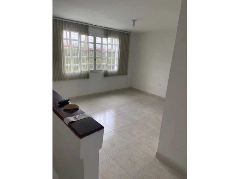 Se vende casa de 3 habitaciones en Calarca Quindio