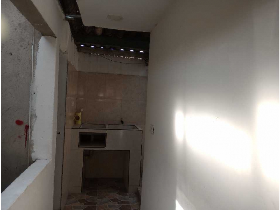 VENTA DE CASA MULTIFAMILIAR - 3 PISOS INDEPENDIENTES