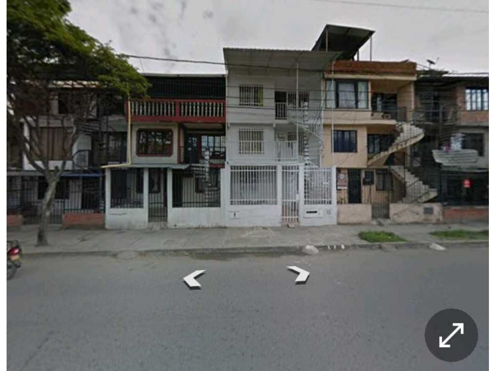 Se Vende casa de tres pisos independientes en ciudadela del rio (j.s)