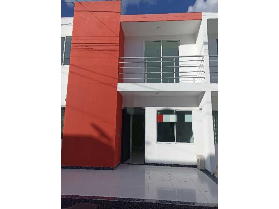 SE VENDE CASA EN B/SANTA ELENA