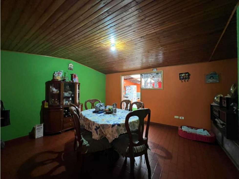 Se vende casa de dos apartamentos en chia