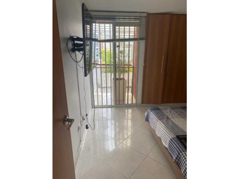 SE VENDE  CASA ( EXCELENTE UBICACIÓN) AV 19 NORTE.