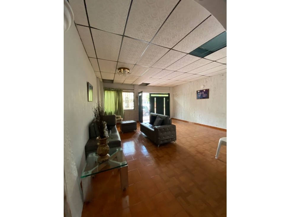 SE VENDE CASA UN SOLO PISO BARRIO BRETAÑA DE CALI MIP CW6195530