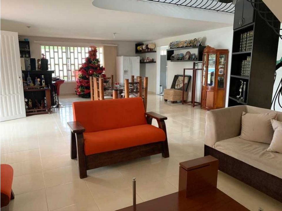 SE VENDE FINCA EN EL SECTOR DE MORELIA