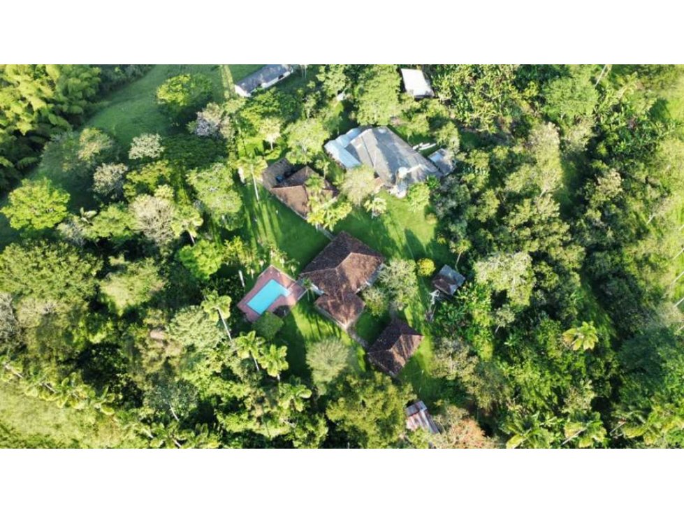 Se vende  finca hotel en el quindio cerca al parque del cafe