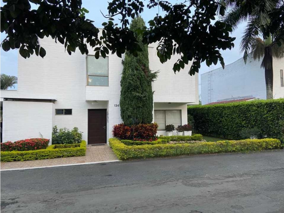 Se vende hermosa casa campestre en la morada con piscina