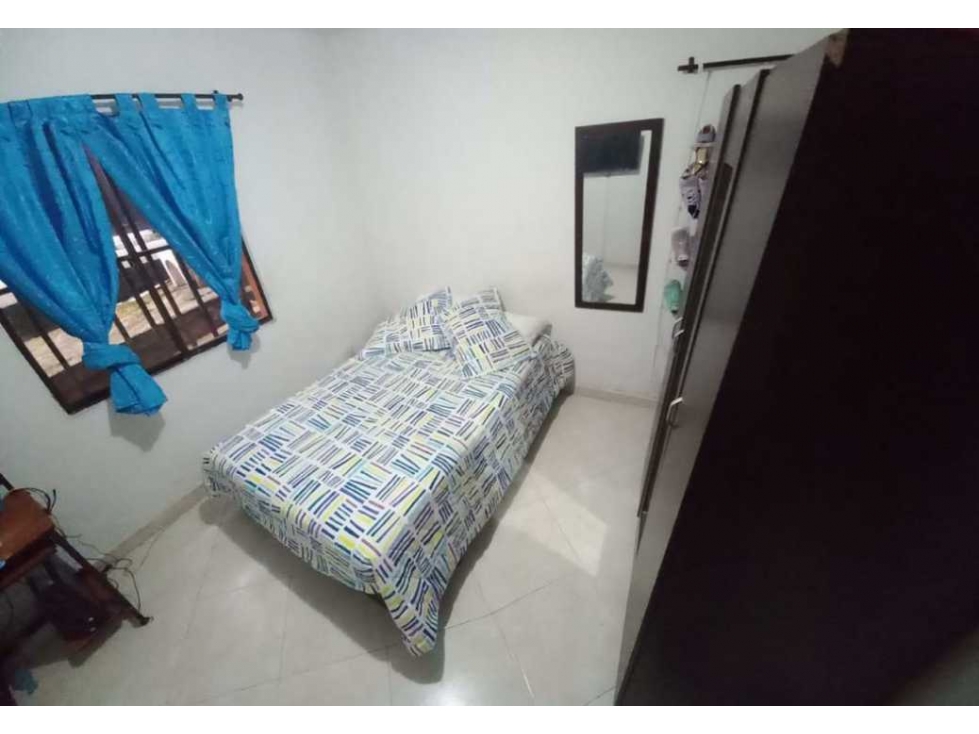 SE VENDE hermosa casa en Las Cometas, Envigado