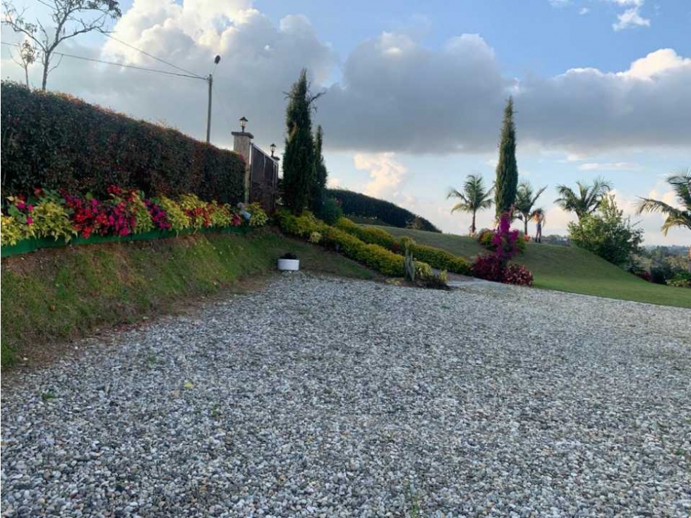 Se vende hermosa finca en marinilla