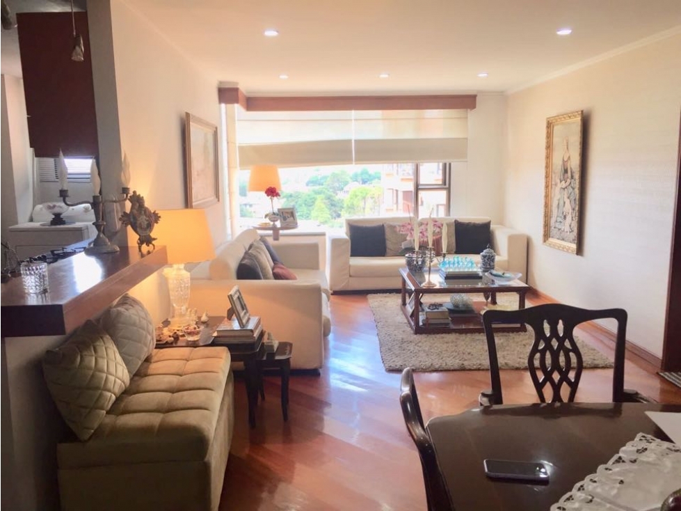 SE VENDE HERMOSO APARTAMENTO EN LA CALLEJA. A