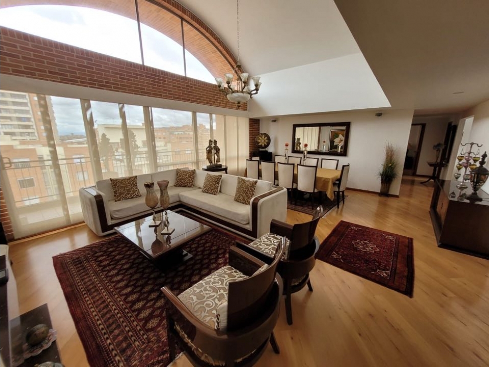 SE VENDE HERMOSO PENTHOUSE EN CLUB HOUSE EN NIZA. A