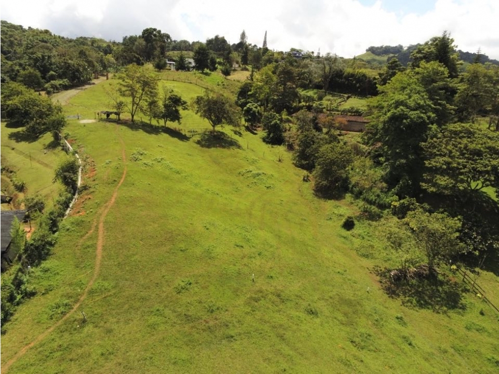 Se vende lote en la Carretera al Mar km 31