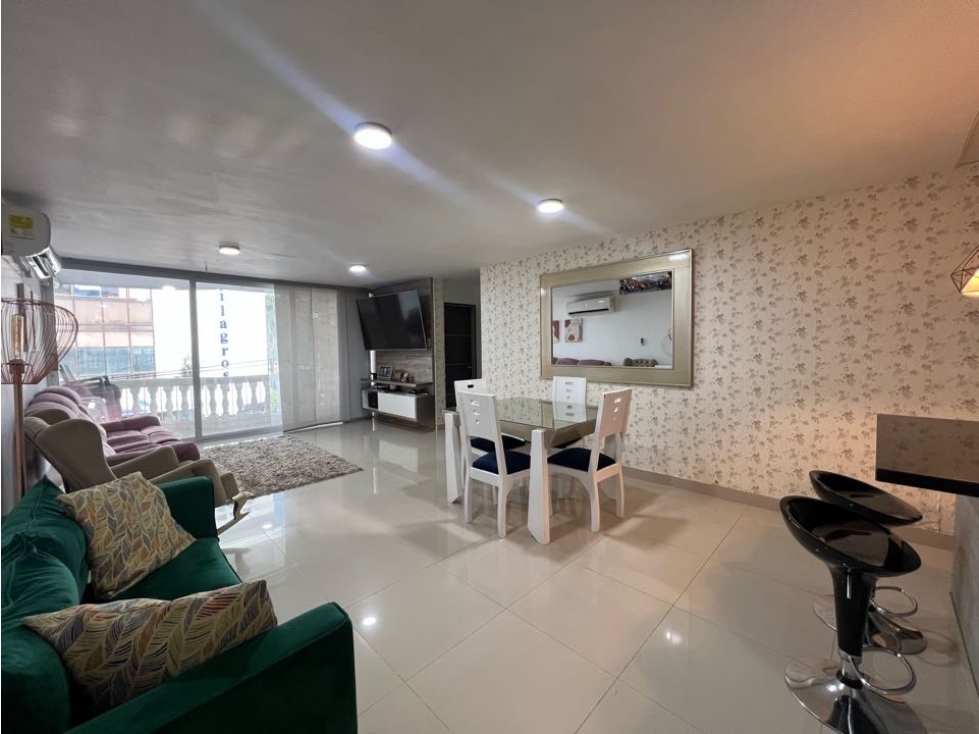 Se vende apartamento en los Alcázares, Santa Marta