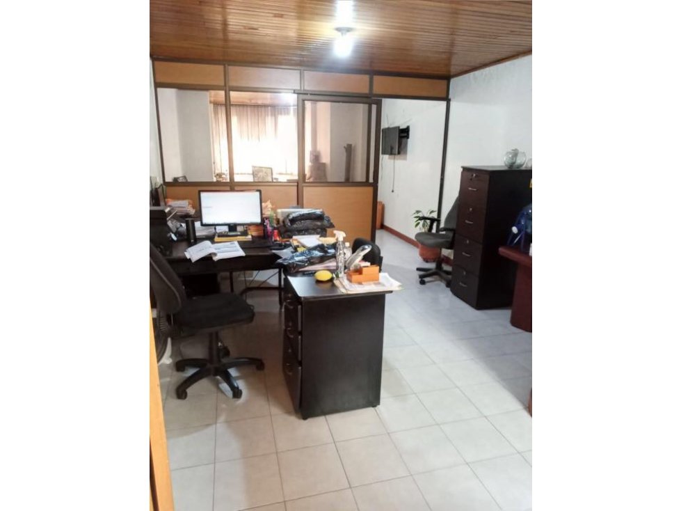 Se vende oficina, Pereira, centro