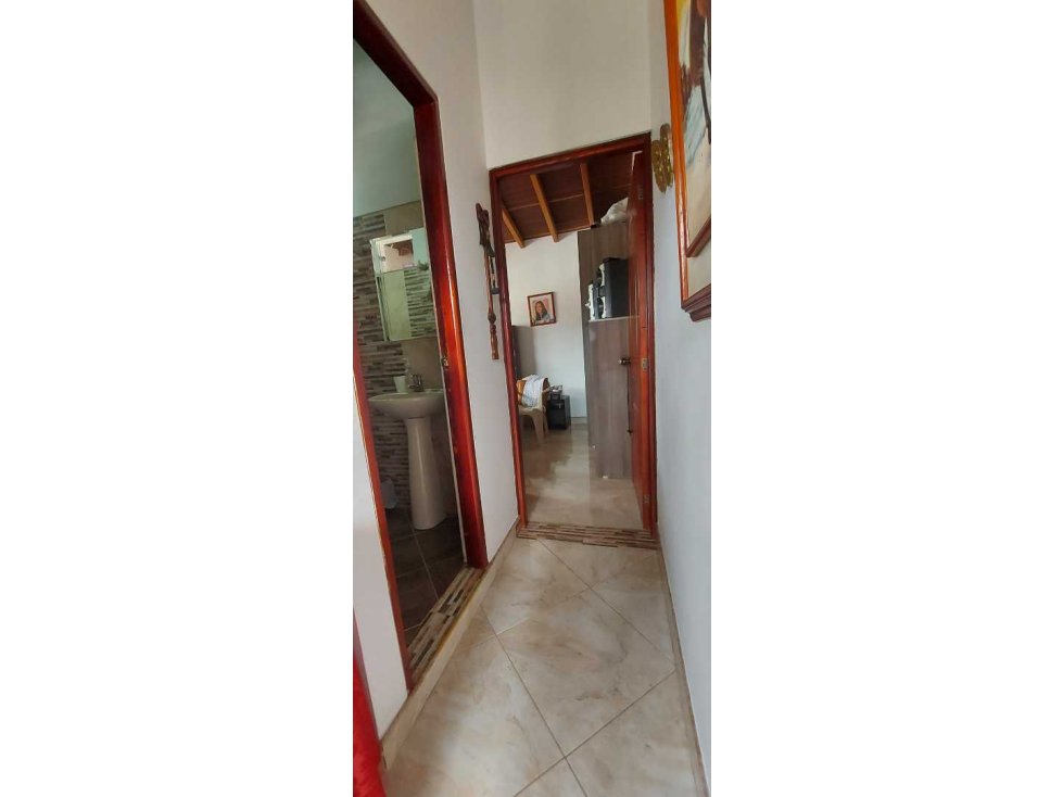 SE VENDEN 6 APAT- ESTUDIOS EN CABAÑAS BELLO RENTANDO 4.800.000