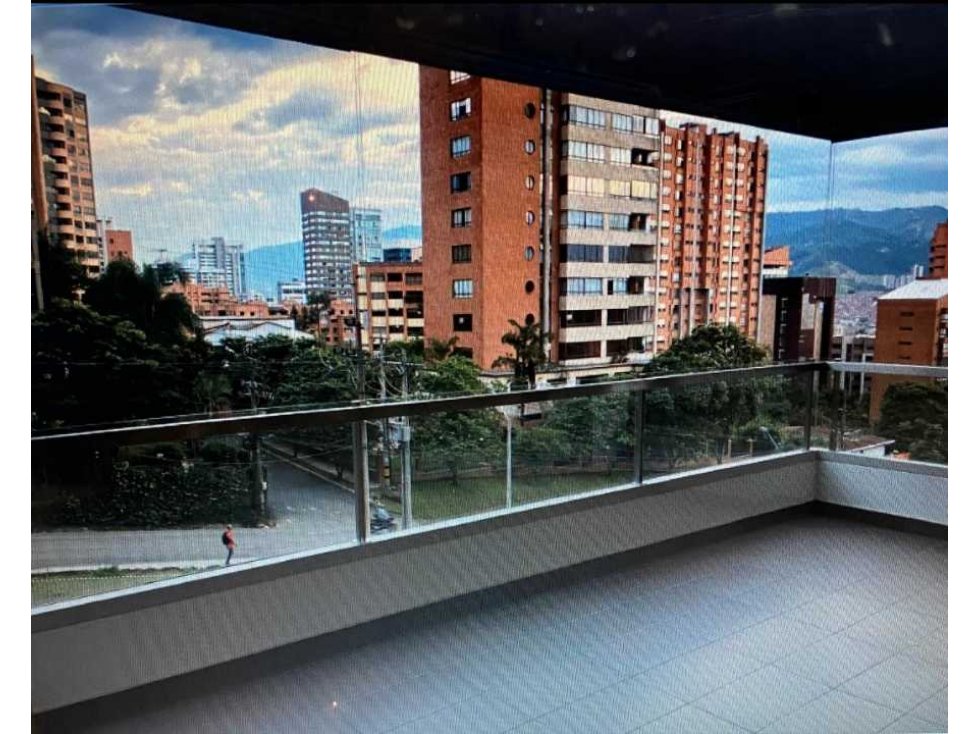 Super Apartamento en venta Loma de los Parra Poblado187M2!!!