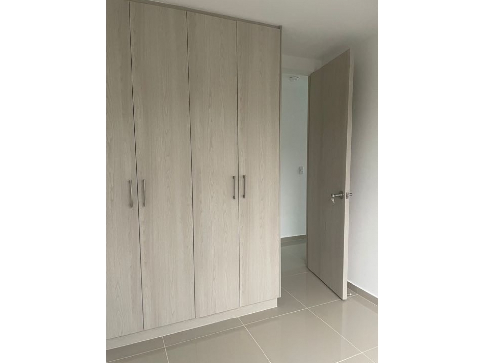 Vendo hermoso apartamento en Galicia, Cerritos