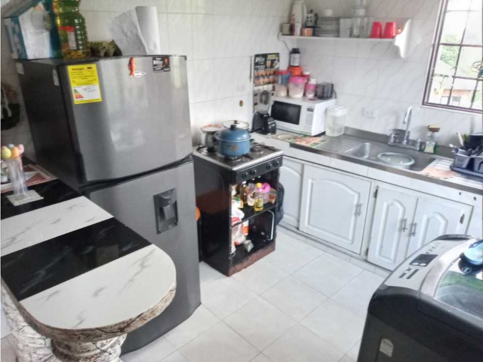 Vendo apartamento en el oeste de cali barrio terron colorado