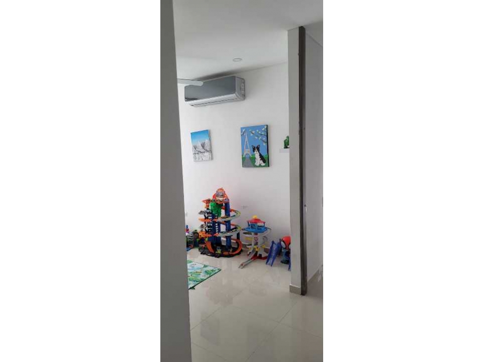 Vendo, Altos de Riomar, precioso y amplio apartamento, p alto sombra