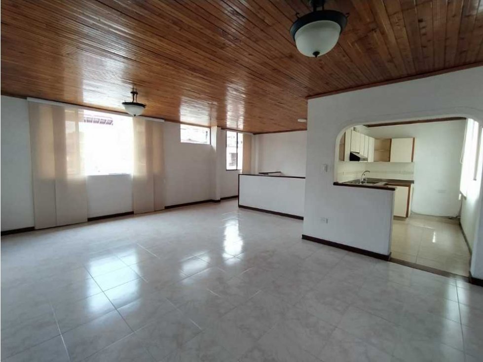 Vendo amplio apartamento barrio bavaria