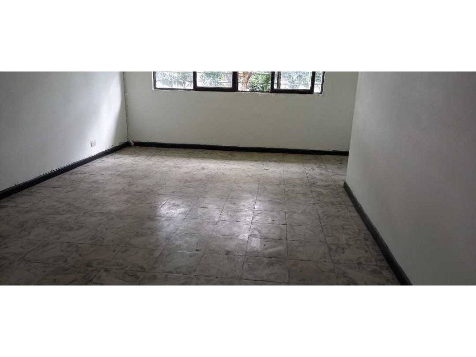 VENDO APARTAMENTO BARRIO LA SELVA