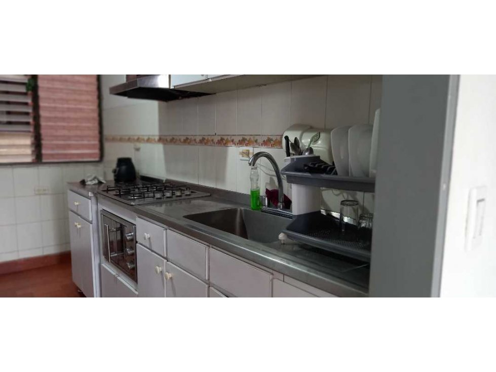 VENDO APARTAMENTO BARRIO LOS CAMBULOS