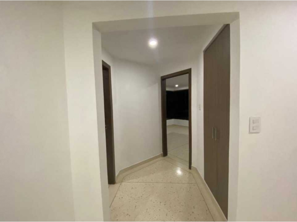 VENDO APARTAMENTO DE OPORTUNIDAD EN ALTO PRADO