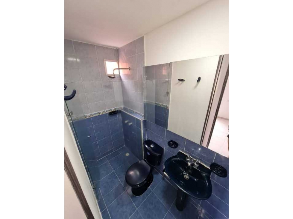 Vendo apartamento en 5 piso sin ascensor en Valle de Lili cali.