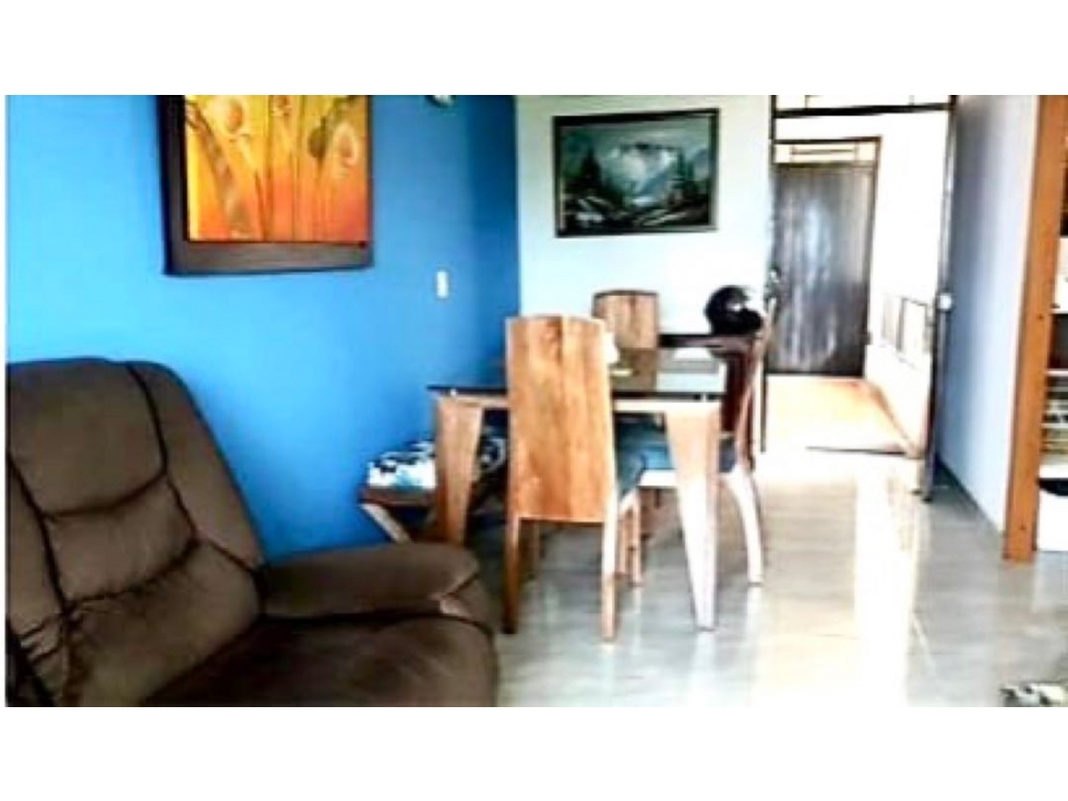 Vendo Apartamento en Altos de Aguacatal 4 cuarto piso