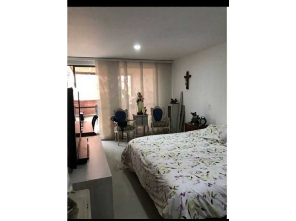 Vendo apartamento en ave María Sabaneta