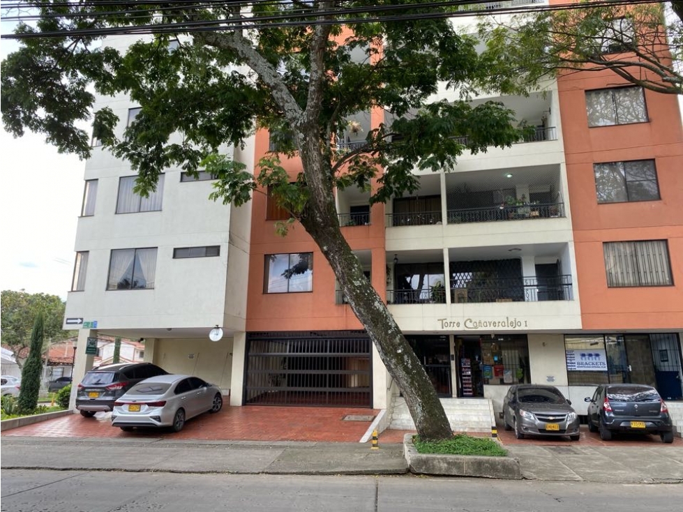 VENDO APARTAMENTO EN CUARTO DE LEGUA