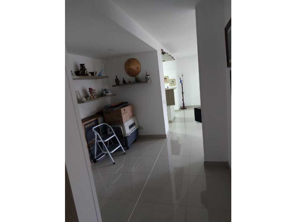 Vendo apartamento en el sur de cali barrio valle del lili unidad