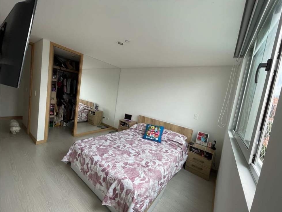 VENDO APARTAMENTO EN ENVIGADO LA ABADÍA