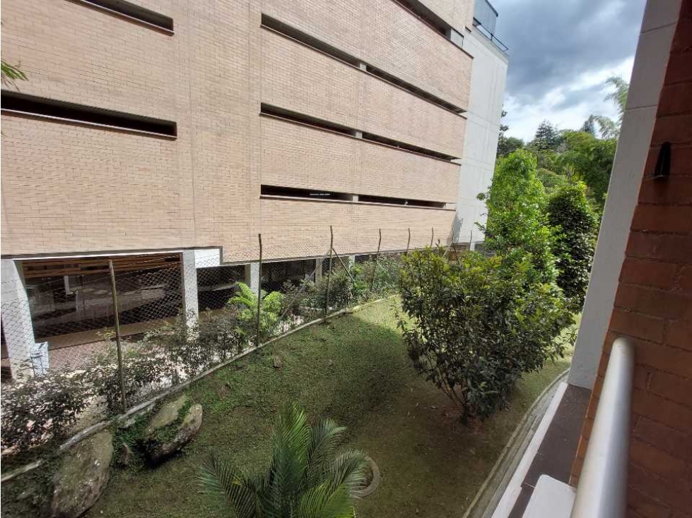 VENDO APARTAMENTO EN ENVIGADO LOMA DE LAS BRUJAS