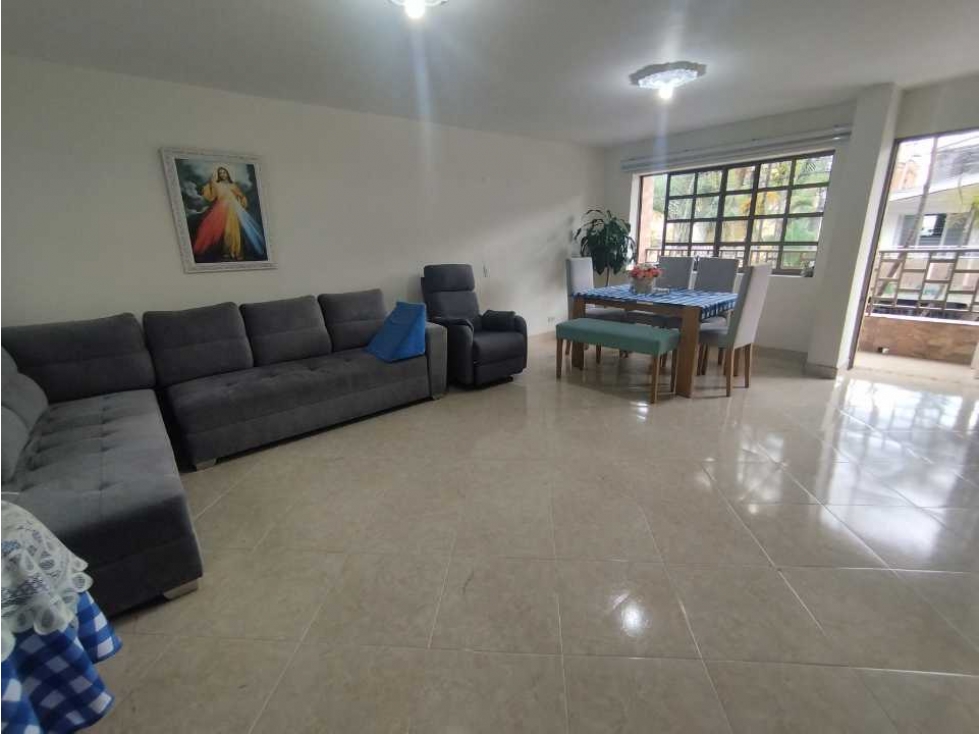 VENDO APARTAMENTO EN ENVIGADO - LA MAGNOLIA