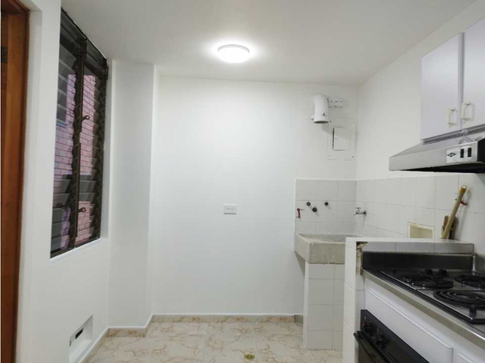 VENDO APARTAMENTO EN ENVIGADO, SECTOR OTRA PARTE