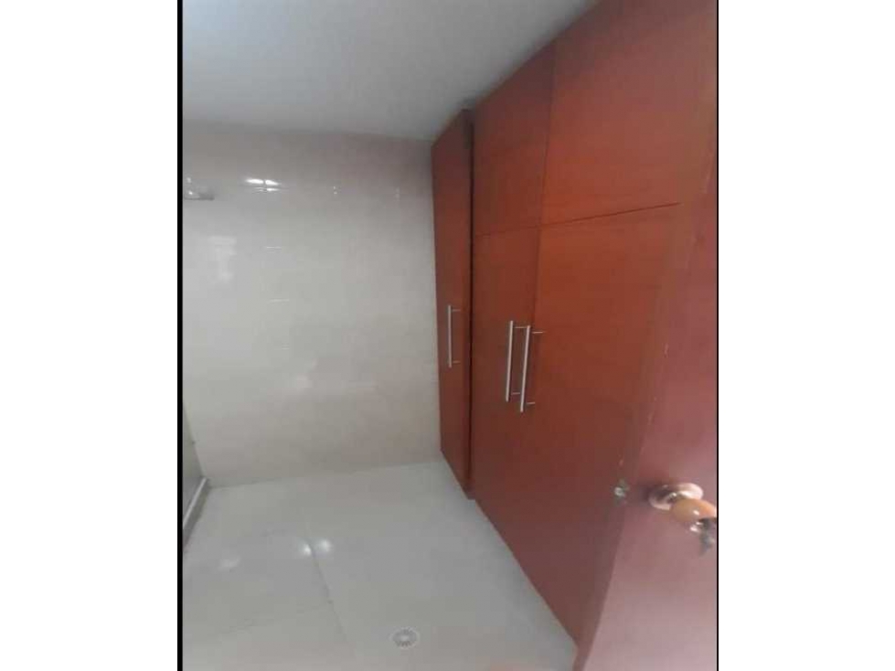 VENDO APARTAMENTO EN FLORIDA NUEVA CON PARQUEADERO