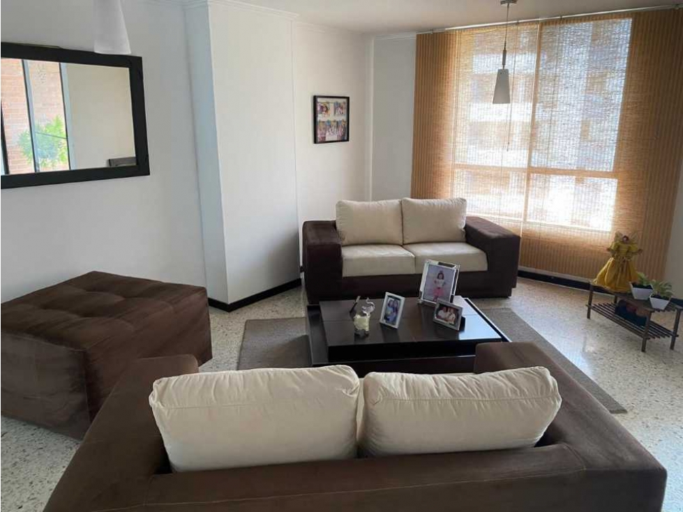 VENDO APARTAMENTO EN LA FLORA W 6631485L.M.G