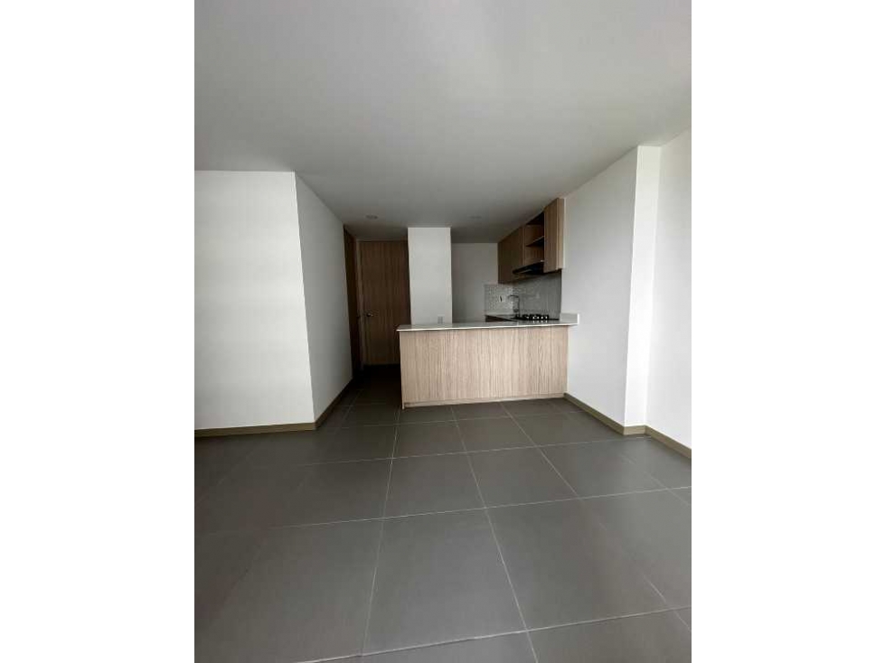 VENDO APARTAMENTO EN MEDELLIN URBANITY AL FRENTE DE CIUDAD DEL RIO